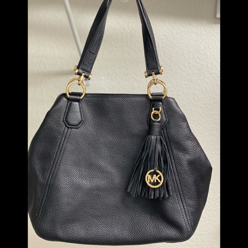 Michael Kors black pebble textured bag with gold accents. NWOT